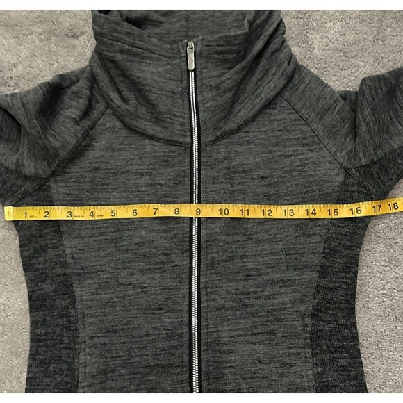 Lululemon Radiant Jacket II Full Zip Funnel Neck Heather Gray 4 Running Gym - Picture 10 of 11